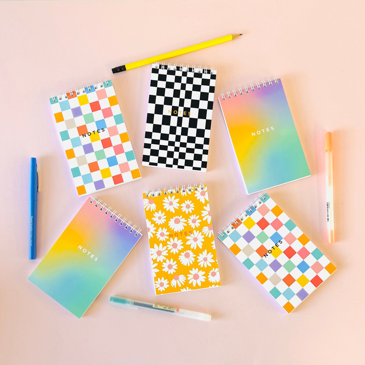 REPORTER NOTEBOOK - RAINBOW CHECKERBOARD Blank Pages