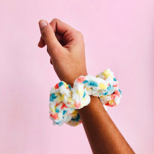 SOFT CROCHET SCRUNCHIE - Pastel Confetti