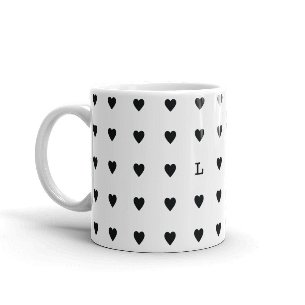 HEARTS MUG WITH SURPRISE LOVE PRINT