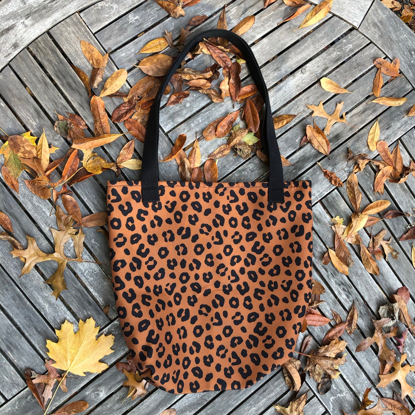 ANIMAL/LEOPARD PRINT TOTE BAG